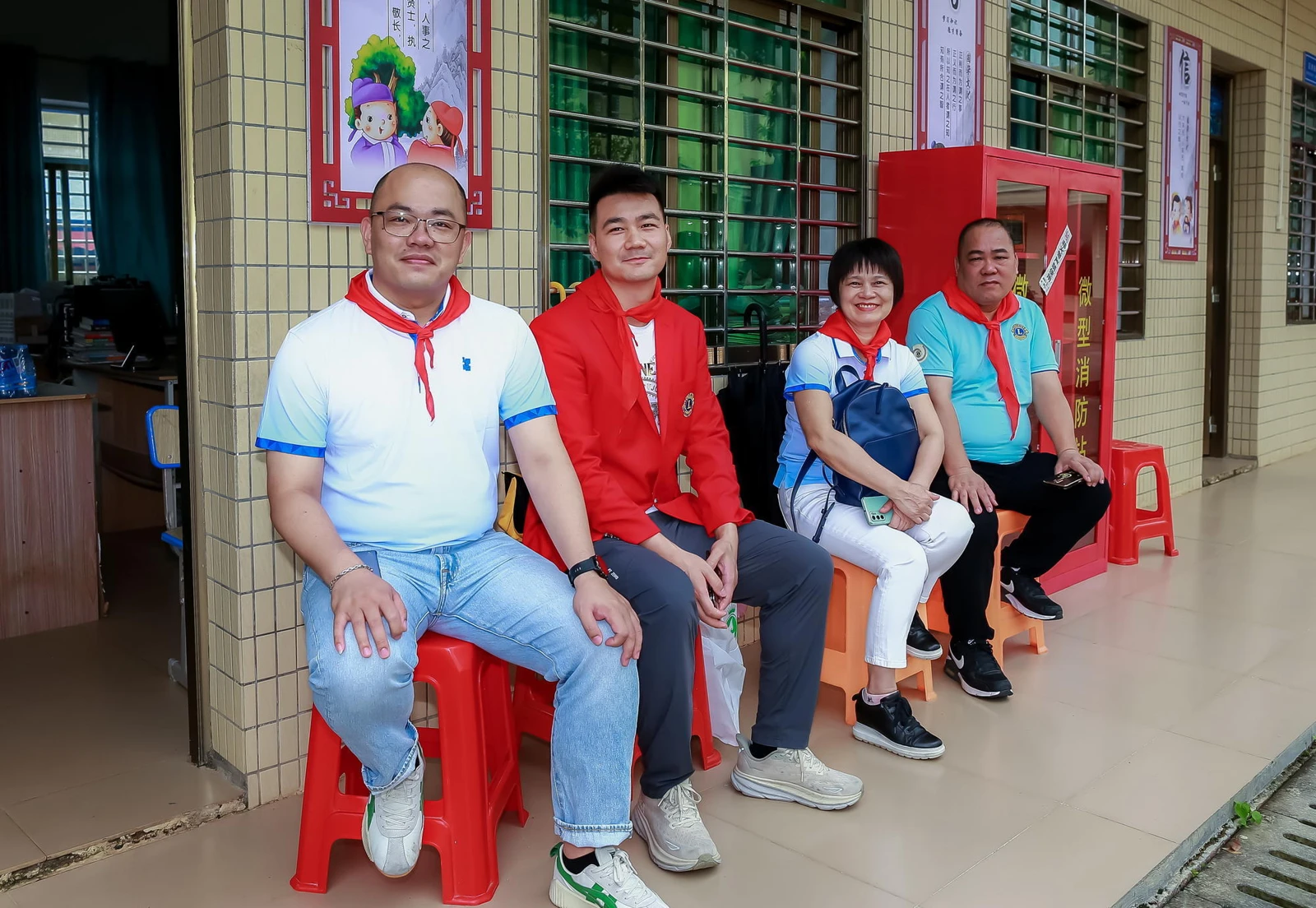 MISUXIN совместно с Shenzhen Lions Club поддерживает начальные школы