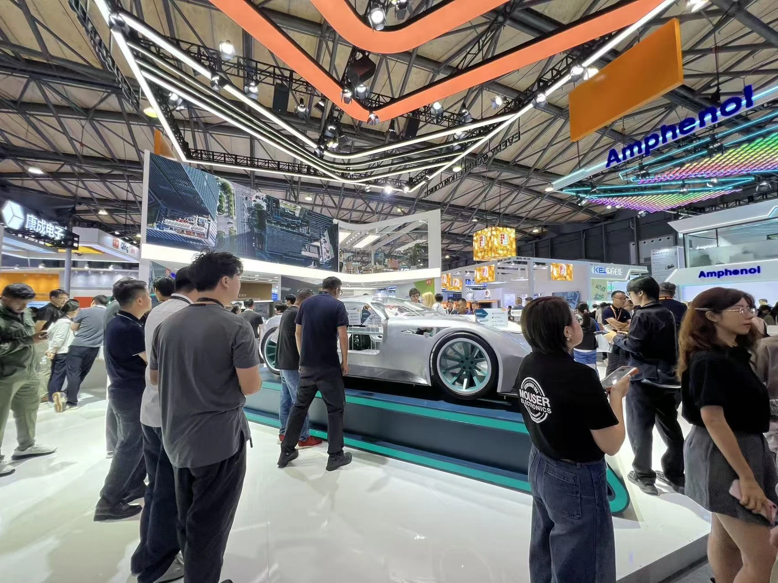 MISUXIN приветствует отраслевых заказчиков в день открытия electronica China 2026